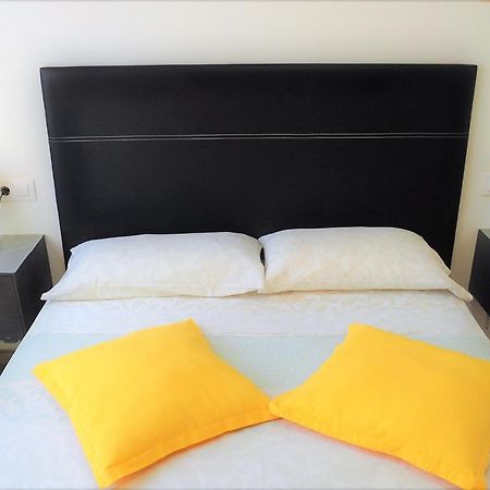 Cris Sol Apartments لوس كريستيانوس المظهر الخارجي الصورة