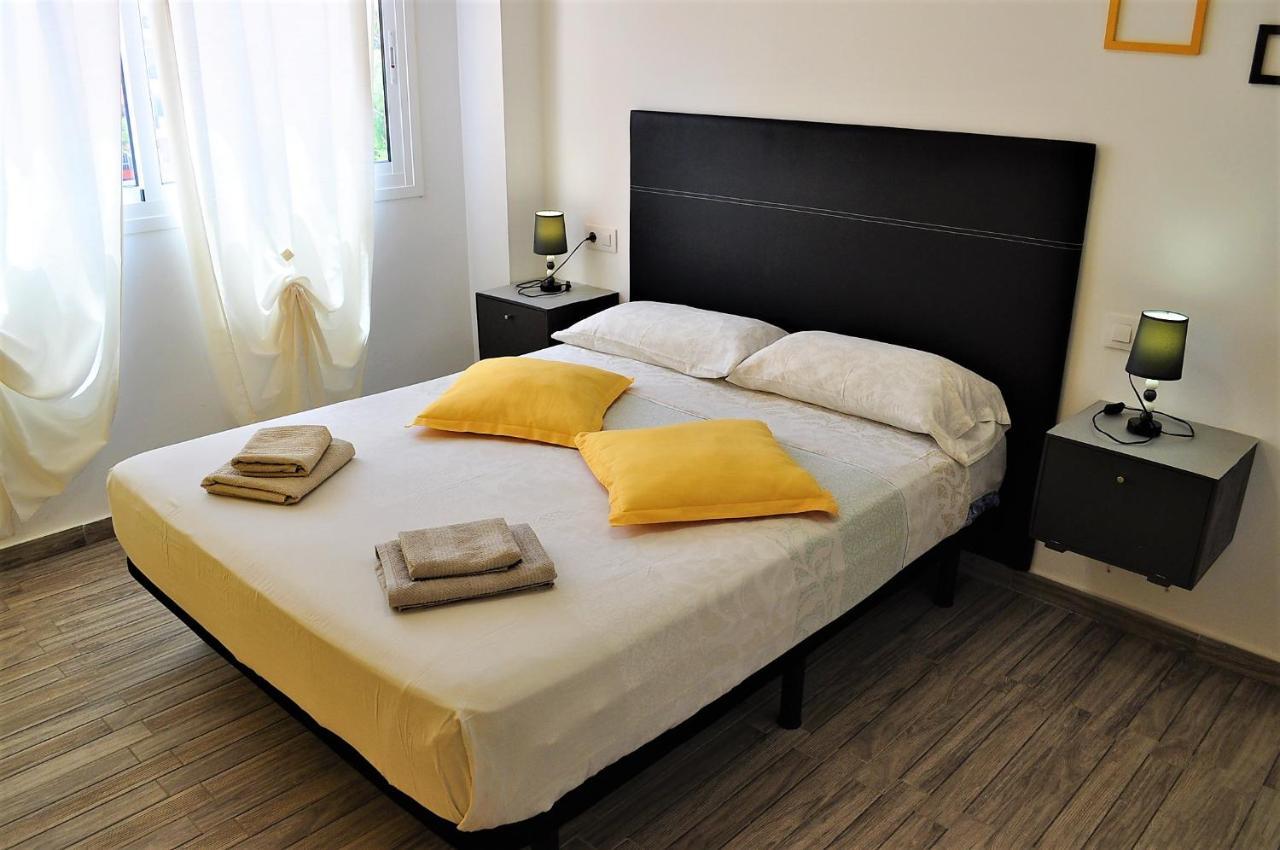 Cris Sol Apartments لوس كريستيانوس المظهر الخارجي الصورة