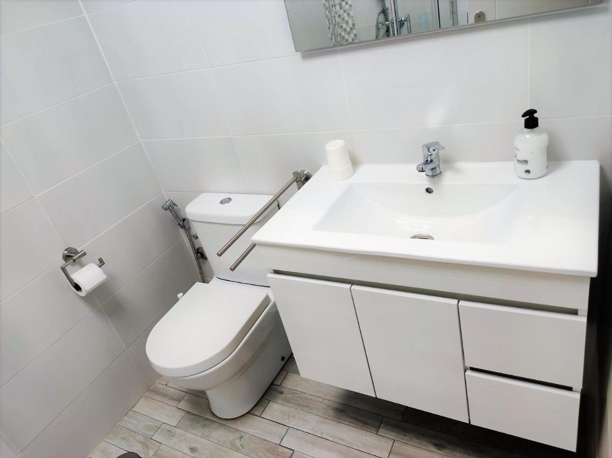 Cris Sol Apartments لوس كريستيانوس المظهر الخارجي الصورة